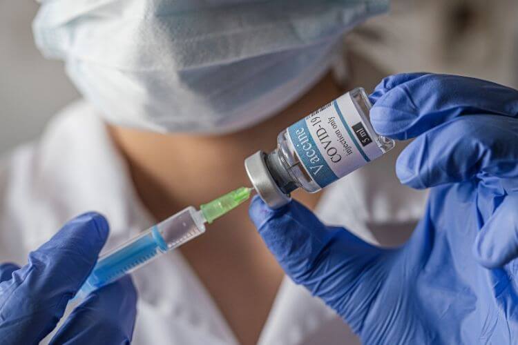 vaccine-anti-covid-astrazeneca-covid-19-vaccin-anti-covid-19-vaccin-anti-covid-de-pfizer-vaccin-ARN-vaccin-ADN-vecteur-viral-adenovirus-vaccinsation-obligatoire-